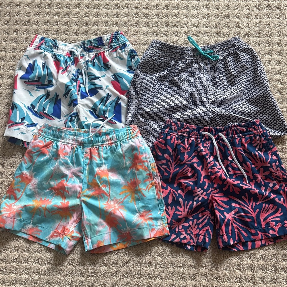 Crewcuts Multicolor Tropical Swim Trunks, BOYS Size 4